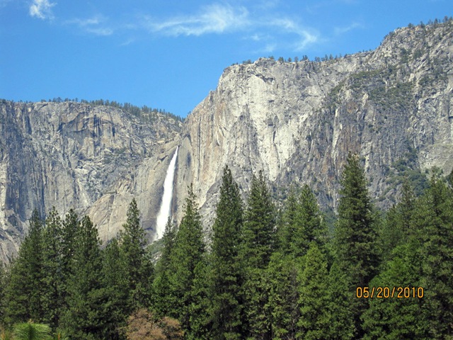 [Yosemite Falls blog[3].jpg]